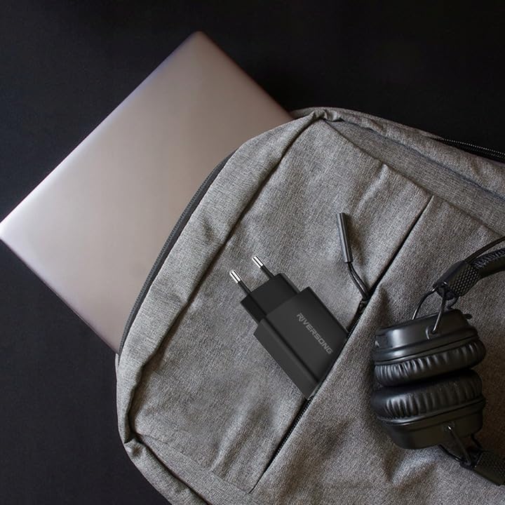 Riversong SafeKub D2 Noir - Chargeur Secteur 2x USB + Câble USB vers USB C